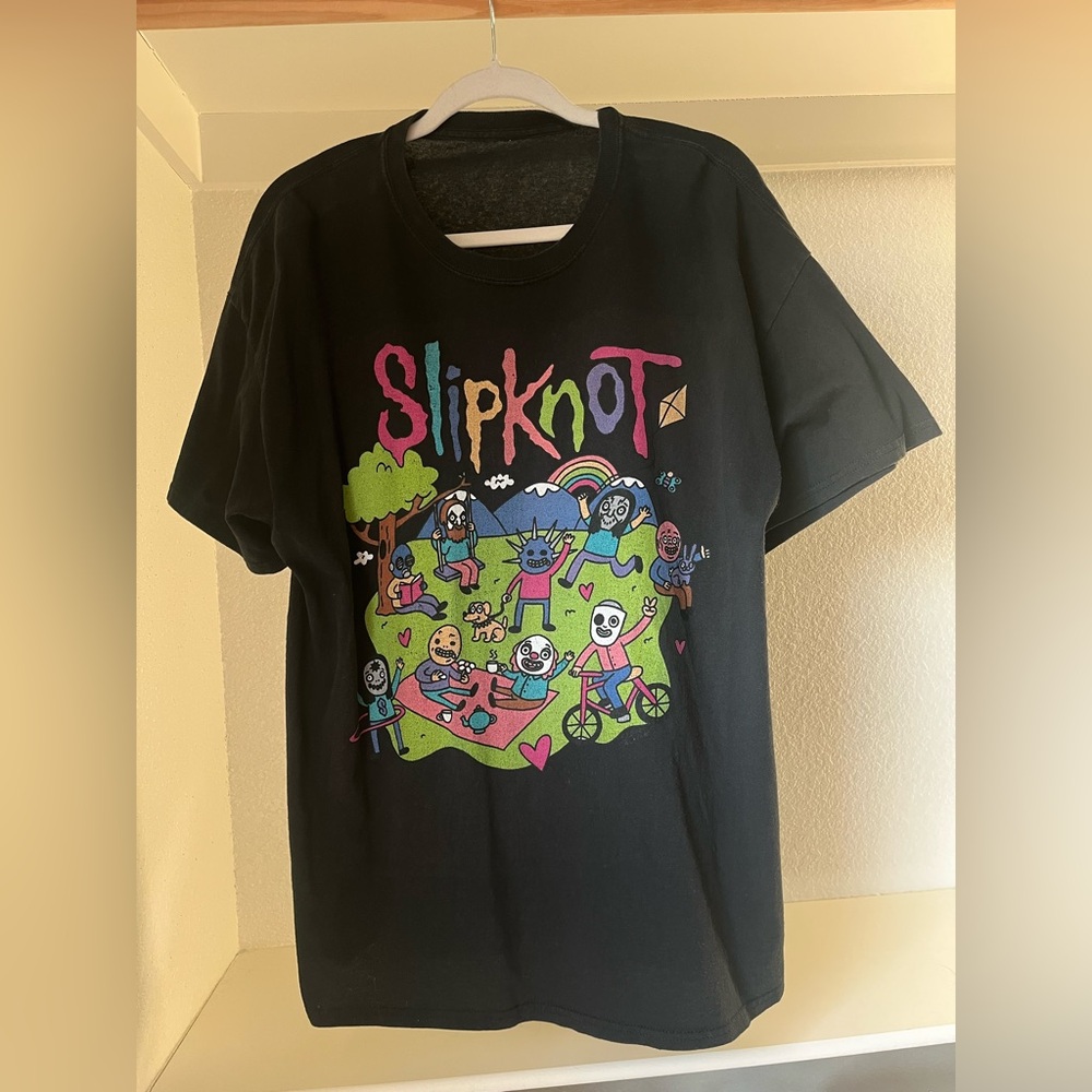 Slipknot Graphic T-Shirt - Slipknot Graphic Tee colorful logo